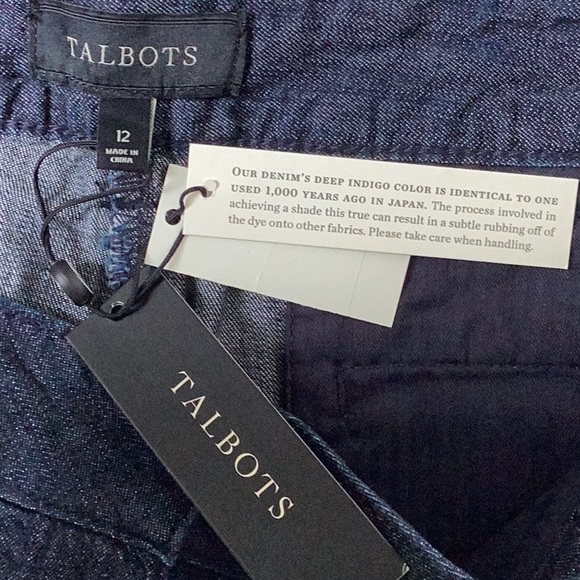 NWT Talbots Lightweight Dark Wash Dressy Denim 11” Shorts - Picture 3 of 7